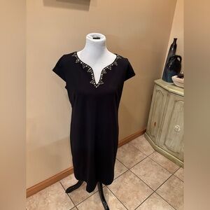 Jessica Howard Black Dress with Beaded Accents around Neckline Size 12